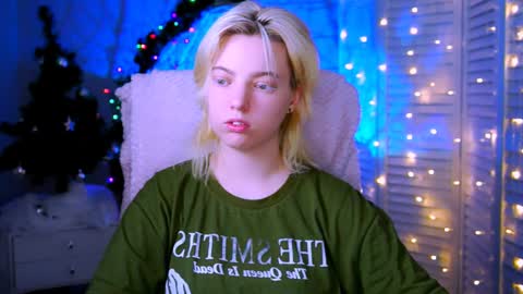 Snapshot of _rockstone_ chatting on 01-14-25, 04:04 Rock stone online show from 01-14-25, 04:04