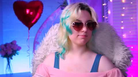 Snapshot of _rockstone_ chatting on 02-14-25, 04:15 Rock stone online show from 02-14-25, 04:15