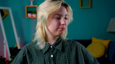 Snapshot of _rockstone_ chatting on 03-03-25, 10:38 Rock stone online show from 03-03-25, 10:38