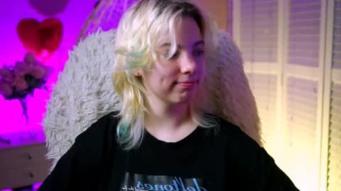 Snapshot of _rockstone_ chatting on 03-07-25, 04:13 Rock stone online show from 03-07-25, 04:13