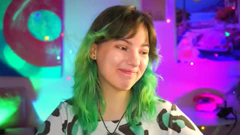 Snapshot of _rockstone_ chatting on 10-15-25, 04:34 Rock stone online show from 10-15-25, 04:34