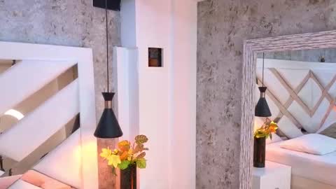 Snapshot of _saara_evans_ chatting on 09-08-25, 08:19 Sara online show from 09-08-25, 08:19