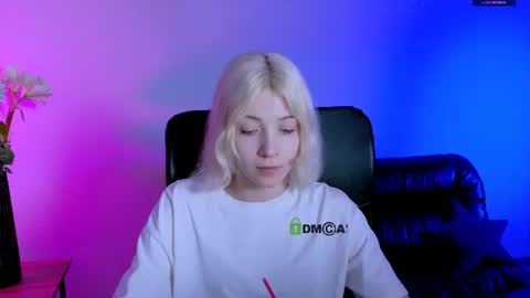 sabrina  online show from 06-16-26, 06:54