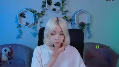 sabrina  online show from 06-20-26, 06:44