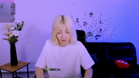 sabrina  online show from 06-23-26, 06:50