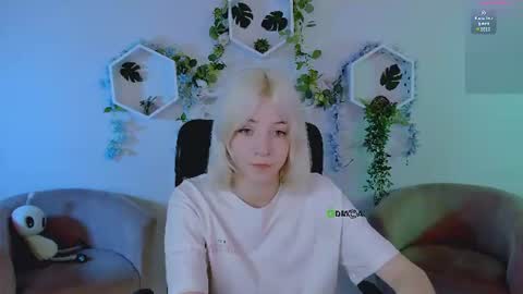 sabrina  online show from 07-22-26, 06:43