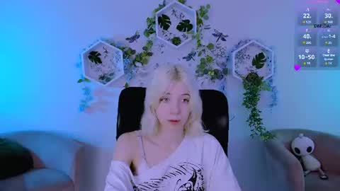 sabrina  online show from 07-28-26, 07:39