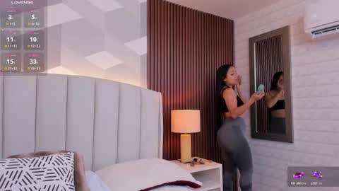 Antonella  online show from 02-18-25, 12:06