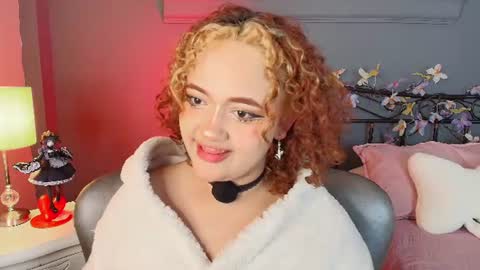 Snapshot of _sarahrose chatting on 07-24-26, 08:51 Sara online show from 07-24-26, 08:51