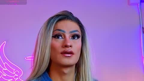 Scarlett online show from 10-06-25, 10:02