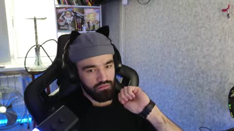 Ask me online show from 10-13-25, 11:21