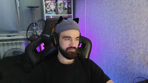 Ask me online show from 10-30-25, 05:02