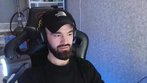 Ask me online show from 11-25-25, 05:13