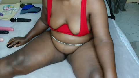 Snapshot of _sexxyleemama chatting on 01-13-26, 03:23 _sexxyleemama online show from 01-13-26, 03:23