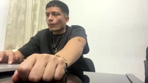 Juan Pablo-independent model online show from 02-20-25, 12:30