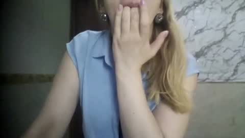 Snapshot of _sexyxsveta_ chatting on 04-10-26, 06:18 SexyXSveta online show from 04-10-26, 06:18
