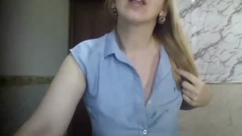 Snapshot of _sexyxsveta_ chatting on 04-12-26, 05:23 SexyXSveta online show from 04-12-26, 05:23