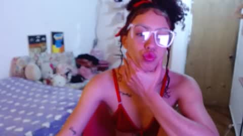Snapshot of _shanellxxx chatting on 03-28-26, 05:45 _shanellxxx online show from 03-28-26, 05:45