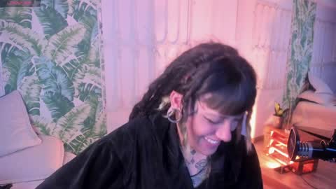 _sharlotte777 online show from 04-08-26, 03:01