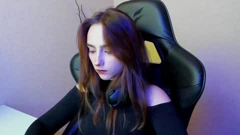 Snapshot of _silverdream chatting on 01-09-25, 11:45 _silverdream online show from 01-09-25, 11:45