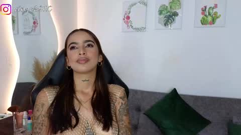 Snapshot of _sophiebrown__ chatting on 01-12-25, 03:49 Andrea  The Next Stream  Wednesday online show from 01-12-25, 03:49