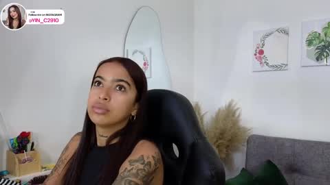 Snapshot of _sophiebrown__ chatting on 01-22-25, 10:50 Andrea  The Next Stream  Wednesday online show from 01-22-25, 10:50