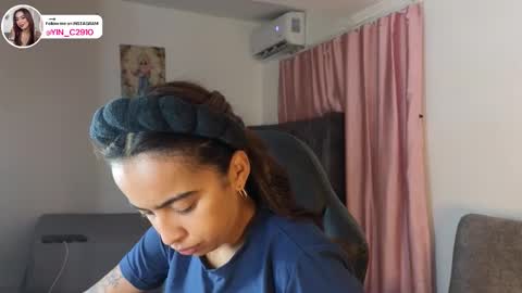 Snapshot of _sophiebrown__ chatting on 09-20-25, 08:48 Andrea  The Next Stream  Wednesday online show from 09-20-25, 08:48