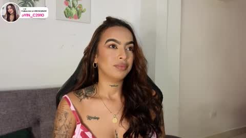 Snapshot of _sophiebrown__ chatting on 10-11-25, 05:28 Andrea  The Next Stream  Wednesday online show from 10-11-25, 05:28