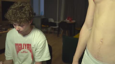 OLIVERpvt is open online show from 02-12-25, 03:51