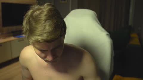 OLIVERpvt is open online show from 11-16-25, 01:22