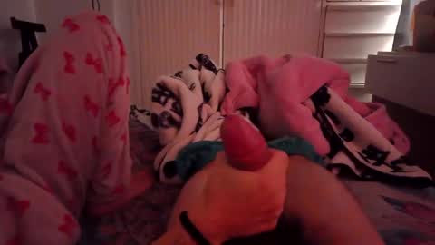 Snapshot of _spider_dick_ chatting on 02-27-25, 12:34 Alejandro Pinzon online show from 02-27-25, 12:34