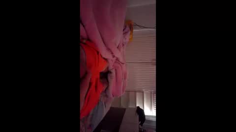 Snapshot of _spider_dick_ chatting on 03-08-25, 01:25 Alejandro Pinzon online show from 03-08-25, 01:25