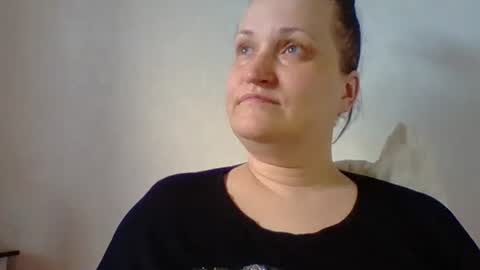 Melisa online show from 02-23-25, 03:18