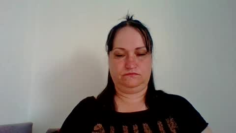 Melisa online show from 07-23-26, 04:54