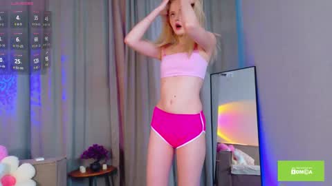 Lolla online show from 11-09-25, 03:05