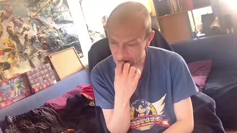 Snapshot of _svenerd_____ chatting on 04-17-26, 12:08 _svenerd_____ online show from 04-17-26, 12:08