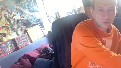 Snapshot of _svenerd_____ chatting on 05-11-26, 11:49 _svenerd_____ online show from 05-11-26, 11:49