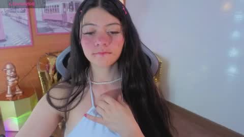 Snapshot of _sweet_abby_t chatting on 05-06-26, 01:27 ABBIGAIL online show from 05-06-26, 01:27