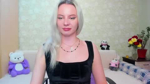 Snapshot of _sweet_addiction_ chatting on 06-10-26, 03:22 Marie online show from 06-10-26, 03:22