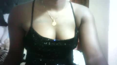 Snapshot of _sweetberry95 chatting on 02-15-25, 10:22 Talia online show from 02-15-25, 10:22