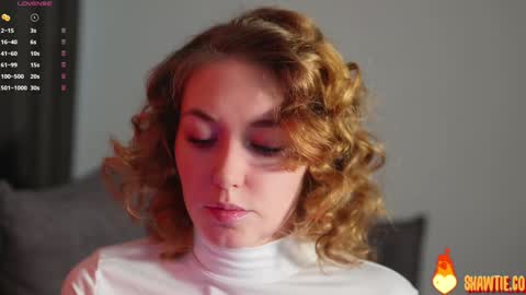 Snapshot of _taylor_swift chatting on 10-26-25, 07:03 Taylor online show from 10-26-25, 07:03