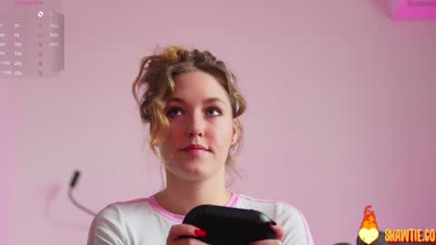 Taylor online show from 11-23-25, 06:24