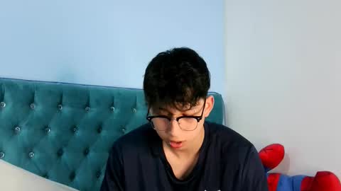 Snapshot of _thomas_hot_ chatting on 01-10-26, 02:13 Thomas online show from 01-10-26, 02:13