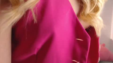 _tiffany1 online show from 04-08-26, 01:16