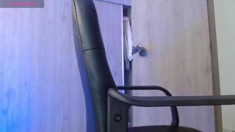 Rousse  online show from 03-03-26, 07:09