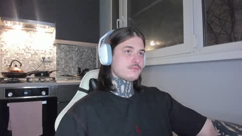 _torfin_ online show from 12-24-24, 07:44