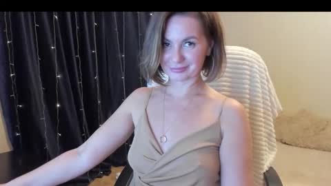 _vallylove online show from 10-08-25, 12:19