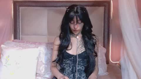 Valuu   online show from 11-19-25, 01:00