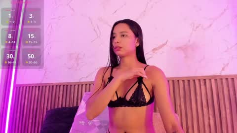 Snapshot of _victoriaclark chatting on 06-04-26, 12:11 _victoriaclark online show from 06-04-26, 12:11