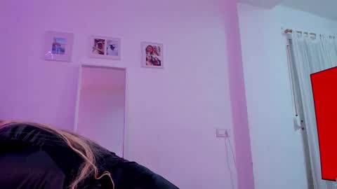   online show from 12-05-25, 07:21